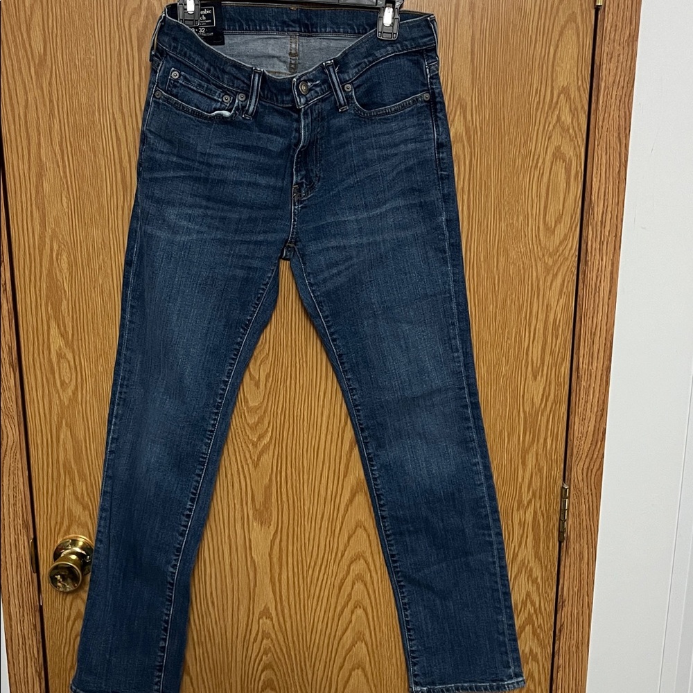 Abercrombie and Fitch Men’s Kennan Straight Stretch Dark Denim Jeans W29 L30